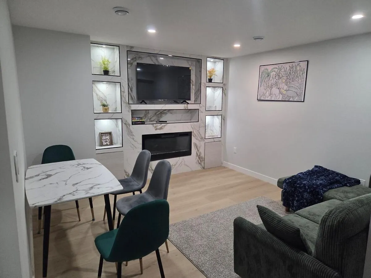 Apartmán Spacious 2 Bedrooms Bsmt Suite Edmonton Kanada